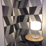 Papier peint graphique noir et blanc, rénovation chambre d'hôtes par Kty.L intérieurs, Ufdi, Avignon